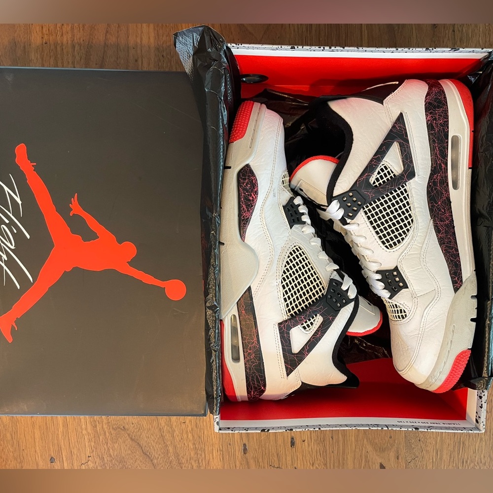 Jordan 4 Retro Flight Nostalgia